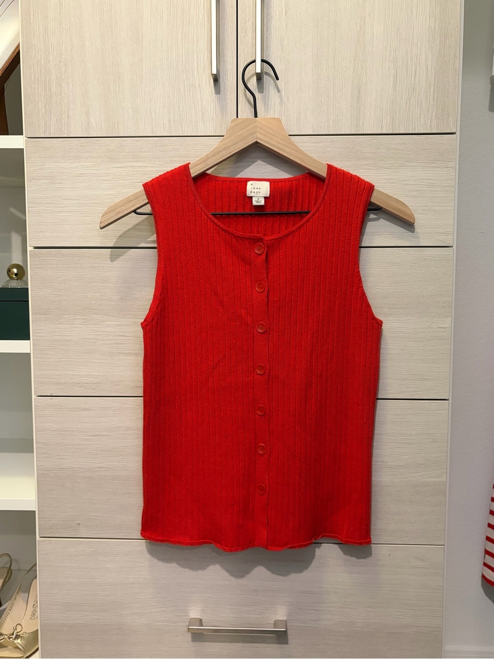 Knit Ribbed Button-Front Tank - Picture 1 of 4